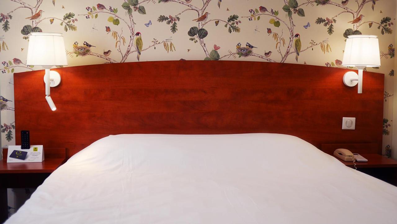 Hotel Logis Saint Louis La Suze-sur-Sarthe Esterno foto