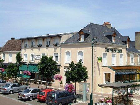 Hotel Logis Saint Louis La Suze-sur-Sarthe Esterno foto