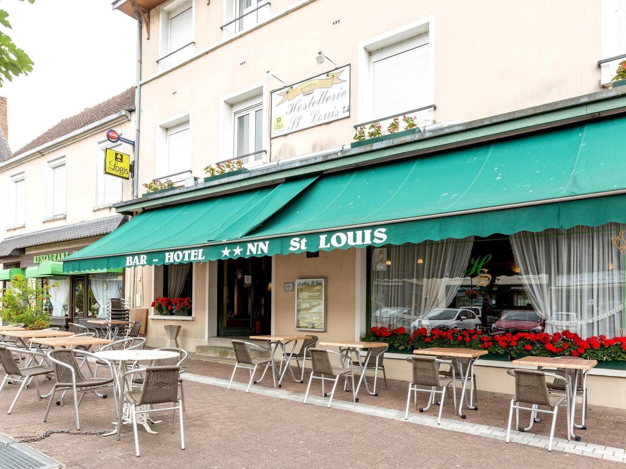 Hotel Logis Saint Louis La Suze-sur-Sarthe Esterno foto
